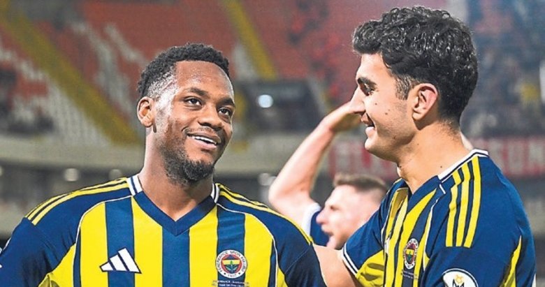 Fenerbahçe dört dörtlük