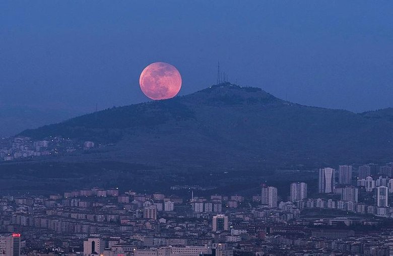 Ay tutulması ne zaman? Ay tutulması saat kaçta gerçekleşecek?