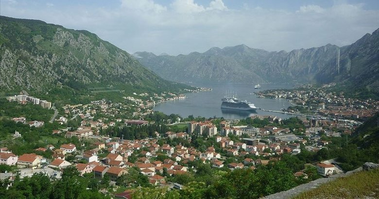 Karadağ, Türk vatandaşlarına vizeyi kaldırıyor!