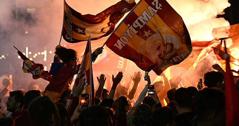 Şampiyon cimbom