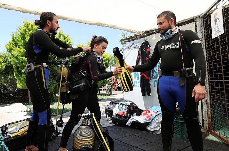 Karaburun’da dalış turizminde hareketlilik başladı
