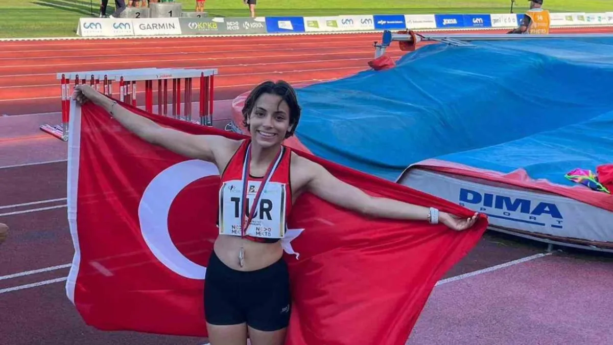Aydınlı Milli Atlet Sude Naz Bayar, U-18 Balkan Şampiyonası'nda Gümüş Madalya Kazanarak Balkan İkincisi Oldu