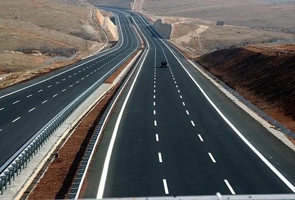 Resmi Gazete’de yayımlandı: Karayollarında hız sınırı yeniden belirleniyor!