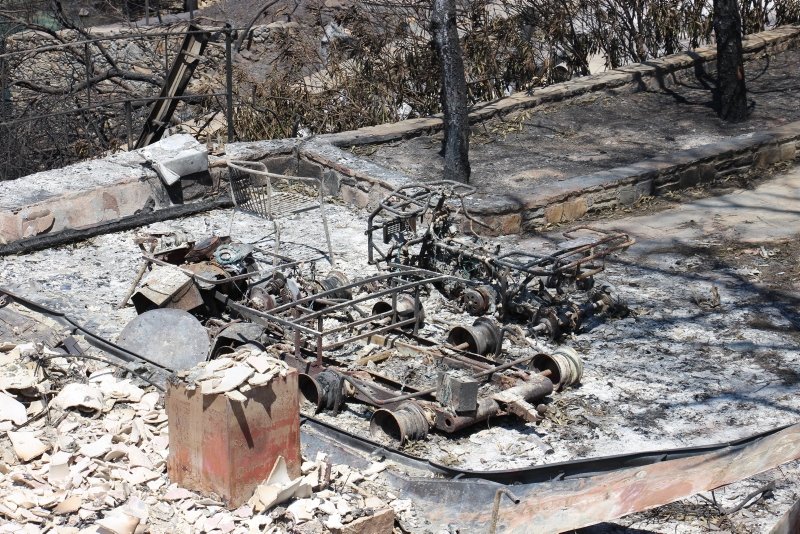 Muğla’da yangın sonrası acı manzara! 17 yıllık anılar kül oldu