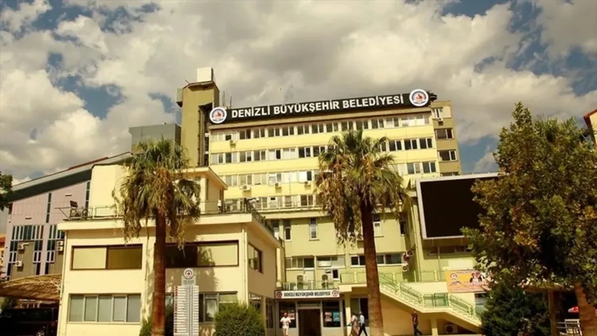 Denizli Büyükşehir Belediyesi'nin 783 Araç Kiralama İhalesi Şartnamesindeki 'Özel Üretim Kamyon' Şartı Tartışma Yarattı
