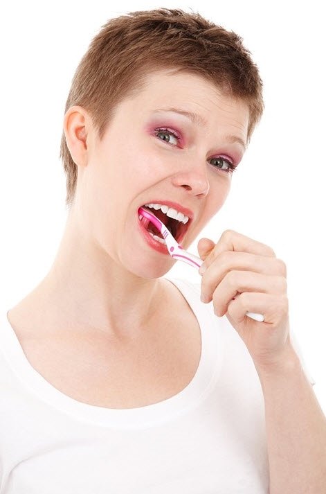 Evde diş beyazlatmanın püf noktaları