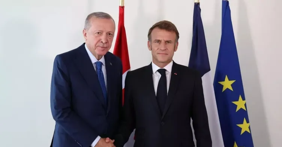 Başkan Erdoğan Emmanuel Macron ile görüştü!