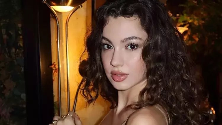 Bir Gece Masalı yıldızı Su Burcu Yazgı Coşkun kimdir? Su Burcu Yazgı Coşkun kaç yaşında, nereli, boyu kaç cm?