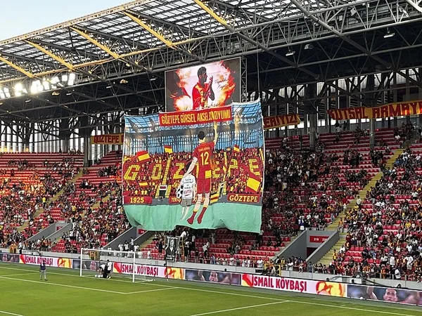 goztepe-trabzonspor-maci-izmirdeki-randevuda-goztepe-kazandi-goztepe-trabzonsporu-2-golle-maglup-etti-1786216527112.jpeg