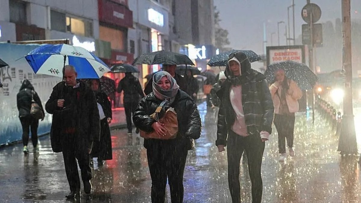 Meteoroloji uyardı: O 5 il dikkatli olsun! Bir anda bastıracak! İzmir'de yağış var mı?
