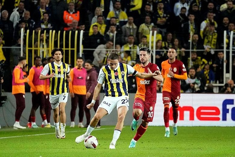 Fenerbahçe - Galatasaray derbisinde gol sesi çıkmadı