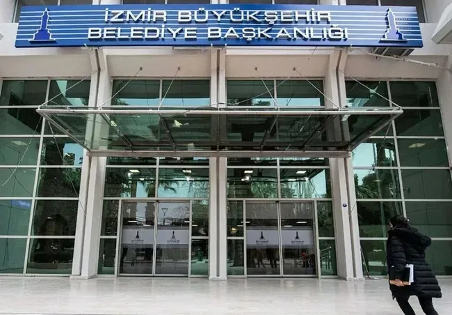 izmir-buyuksehir-belediyesine-yonelik-sorusturmada-yeni-gelisme-veli-agbabanin-agabeyi-tutuklandi-1786083268401.png