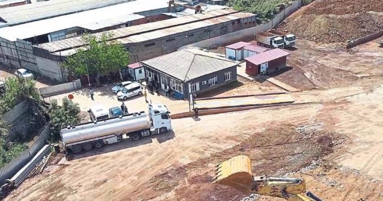 Eski kurşun fabrikası atıkları temizleniyor