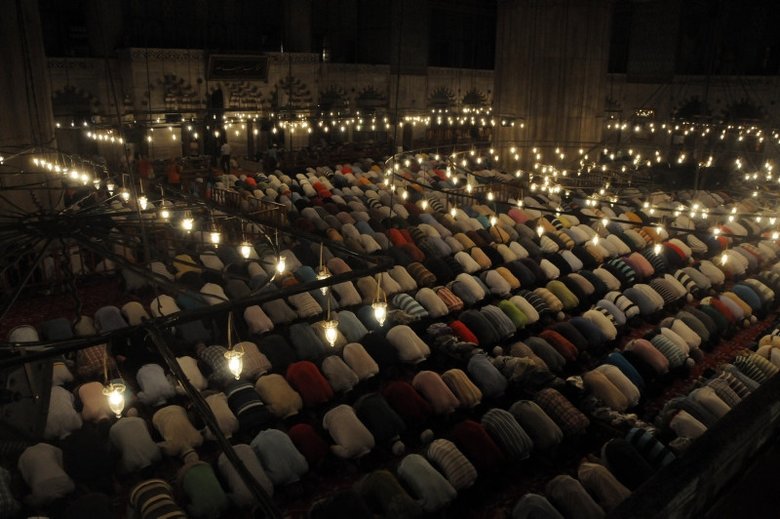 bayram-namazi-saatleri-diyanet-il-il-bayram-namazi-saatleri-1779701373200.jpg