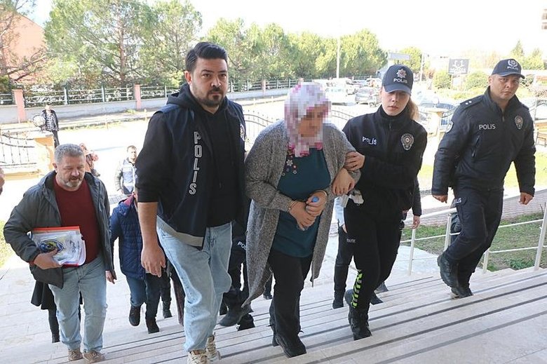 Katil komşular! Kahve içmeye çağırıp öldürmüşler