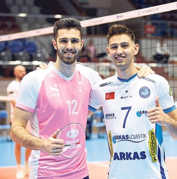 Arkas Spor zora soktu