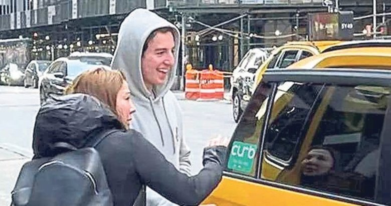 Suçluyu kayırmaktan 10 yılla yargılanacaklar