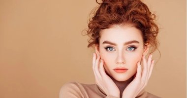 Makyajda porselen bebek etkisi