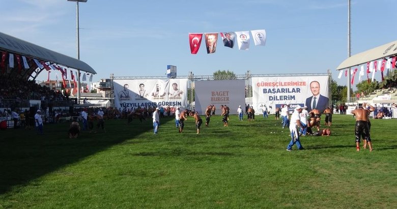 Denizli’de yağlı güreş heyecanı! 500 pehlivan er meydanında!