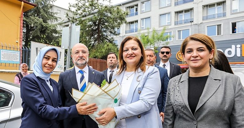 Köksal’a mehterli karşılama
