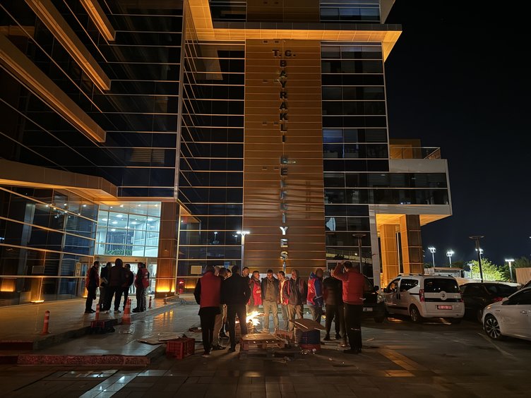 Bayraklı’da kriz sürüyor! Grev için son 2 gün