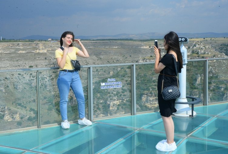 Uşak’ta bulunan Ulubey Kanyonu 100 binin üzerinde ziyaretçi alıyor! ’Ters ev’ ile üçe katlayacak