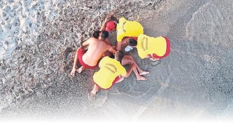 Yüzerken fenalaşan şahsın hayati tehlikesi sürüyor