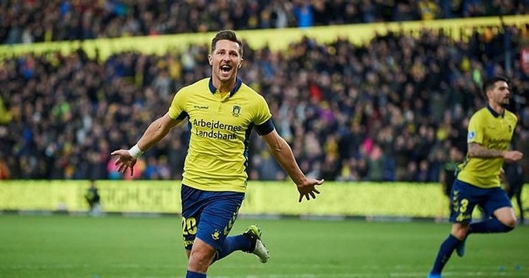 Brondby, Kamil Wilczek’in Göztepe’ye transferi için onay verdi