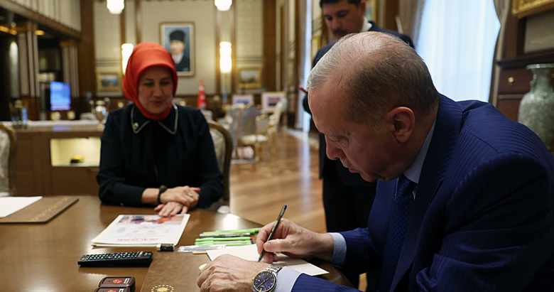 Başkan Erdoğan, Türk Kızılay’a kurban bağışında bulundu