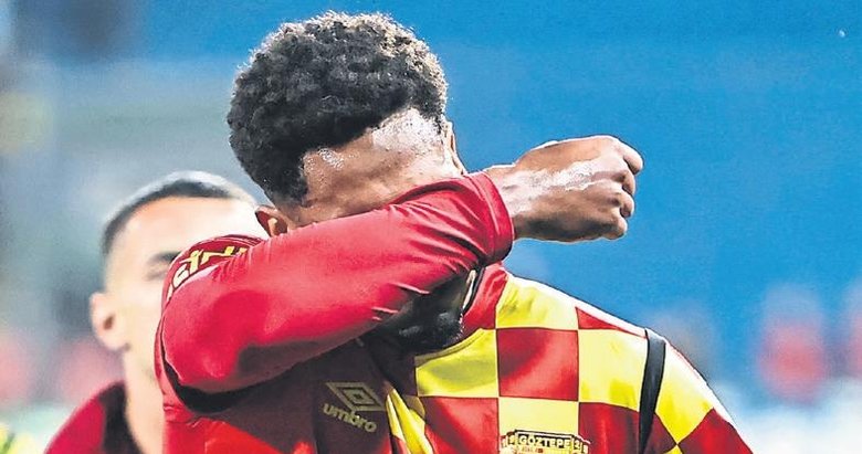 Göztepe’den sezona evinde buruk veda