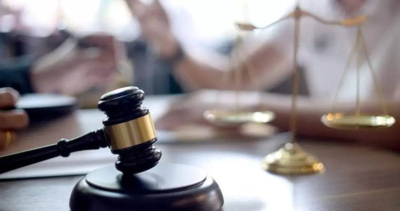 İstanbul’da akıllara durgunluk veren boşanma davası: Eşini eşcinsel olmakla suçladı!