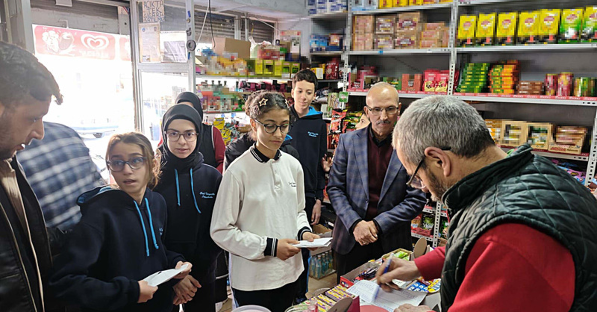 Manisa'da öğrencilerden ramazan ayı farkındalığı! 'Zimem defteri' geleneğiyle borçları ödediler…