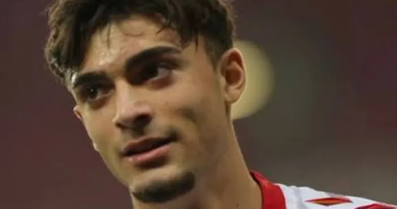 Göz-Göz, Samsunspor’dan 18’lik forveti kaptı