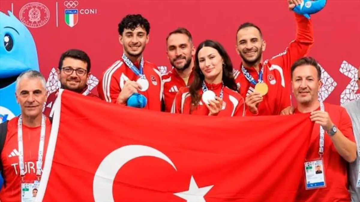 Taranto'da Türk rüzgarı sürüyor