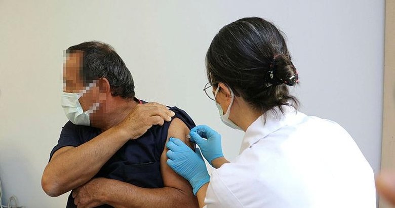 Koronavirüs aşısında tarihi gün! Türkiye’de ilk Kovid-19 test aşısı yapıldı