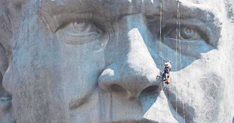 Atatürk Maskı’na yaz bakımı yapıldı