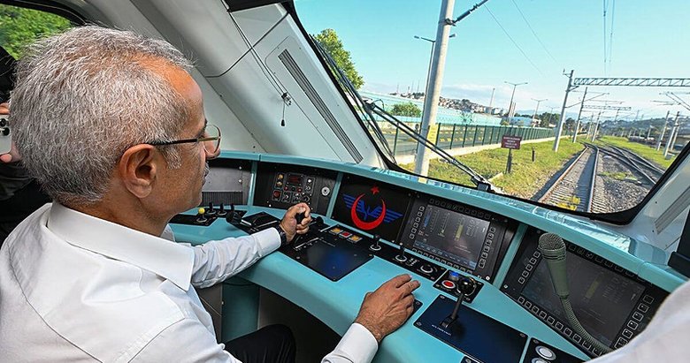 İzmir- Ankara hızlı tren hattında sona geliniyor... 2028’de yolcu taşımaya başlayacak