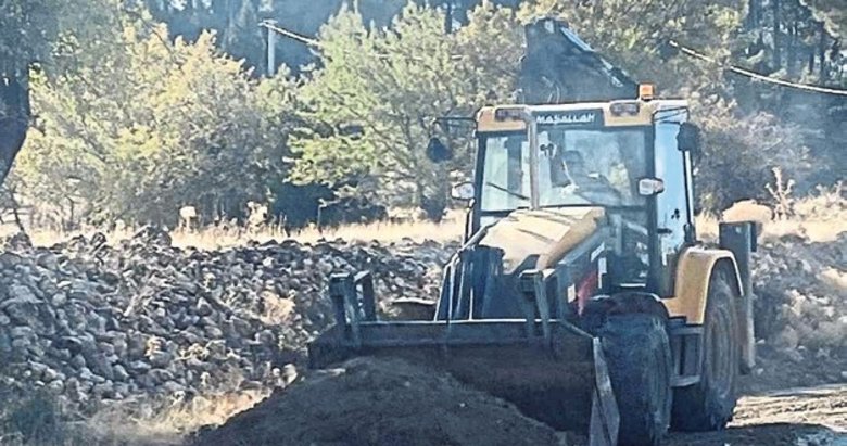 Acıpayam Belediyesi’nin işini vatandaşlar yüklendi