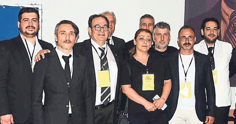 Altay’da devir resmileşti