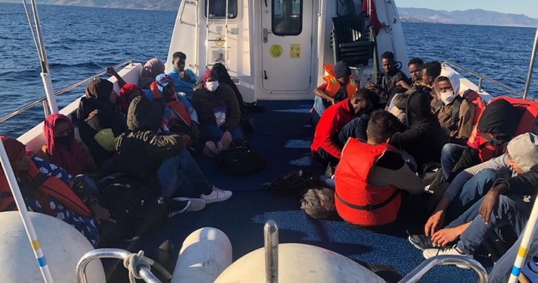 Kuzey Ege’de 9 ayda Yunanistan’ın geri ittiği 1541 kaçak göçmen kurtarıldı