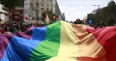 LGBT’yi övenlere 3 yıl hapis