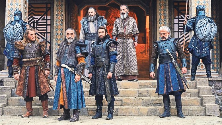 Destan gönülleri fethetti