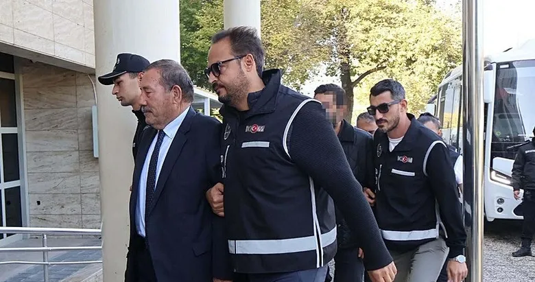 Milas Belediye Başkanlığı görevinden uzaklaştırılıp tutuklanmıştı! Fevzi Topuz başka cezaevine nakledildi