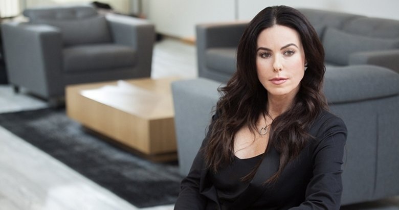 Defne Samyeli avukat oluyor