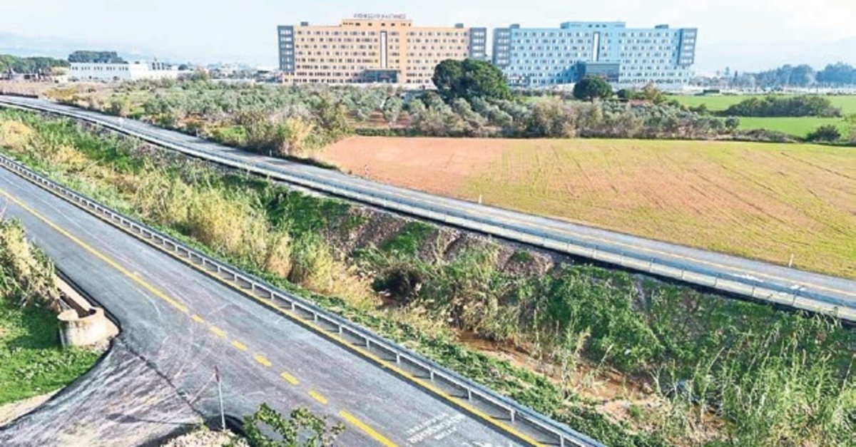 Aydın Şehir Hastanesi’nin yeni yolu kullanıma açıldı