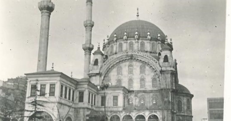 İstanbul’un camileri iki ciltlik kitap oldu