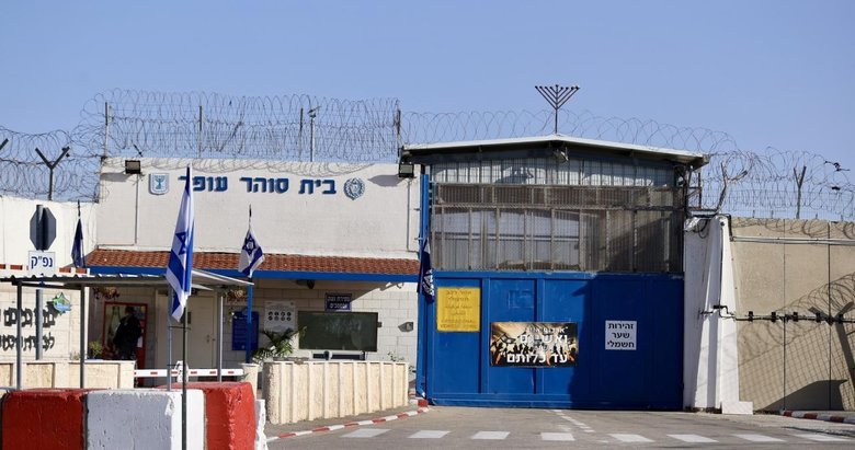 İsrail hapishanelerindeki Filistinli sayısı, Gazze soykırımı sırasında 2 kat arttı