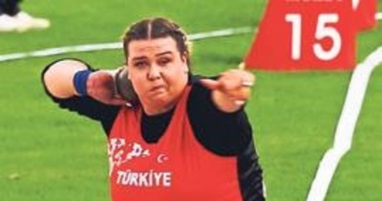 Pınar Akyol gümüş madalya kazandı