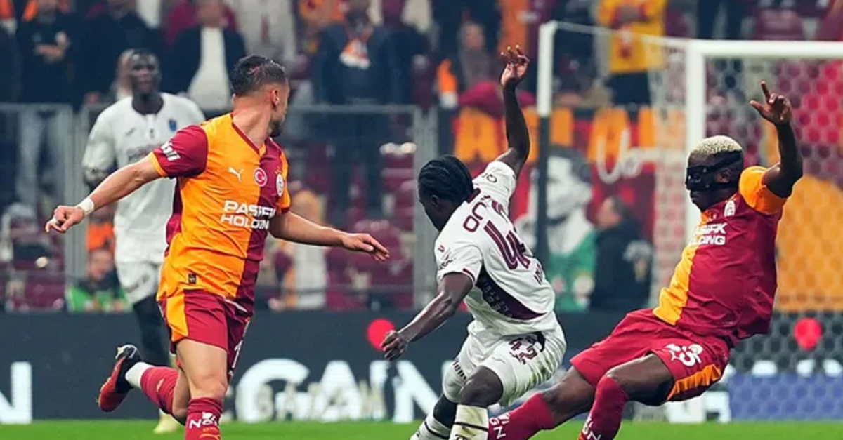 Dev maçta ilk 11'ler belli oldu: Trabzonspor - Galatasaray karşılaşması saat kaçta?