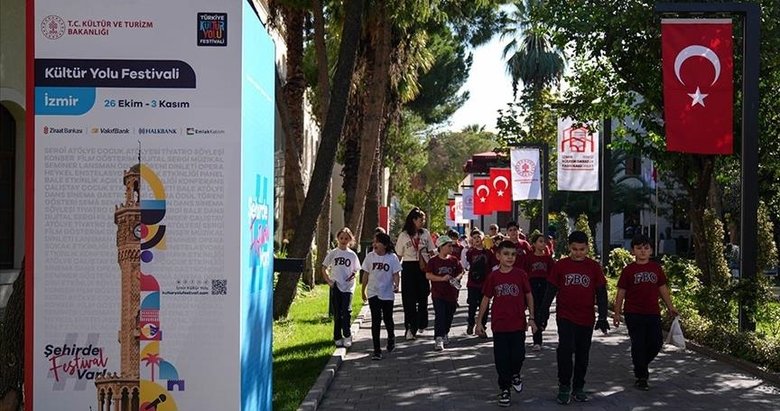 İzmir Kültür Yolu Festivali başladı